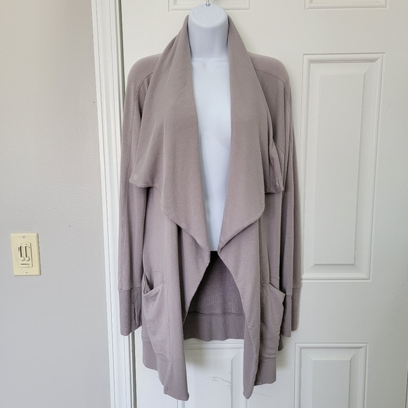 Athleta Gray Open Waterfall Long Sweater Pockets Magnetic Close Soft Cozy Size S - Picture 6 of 10